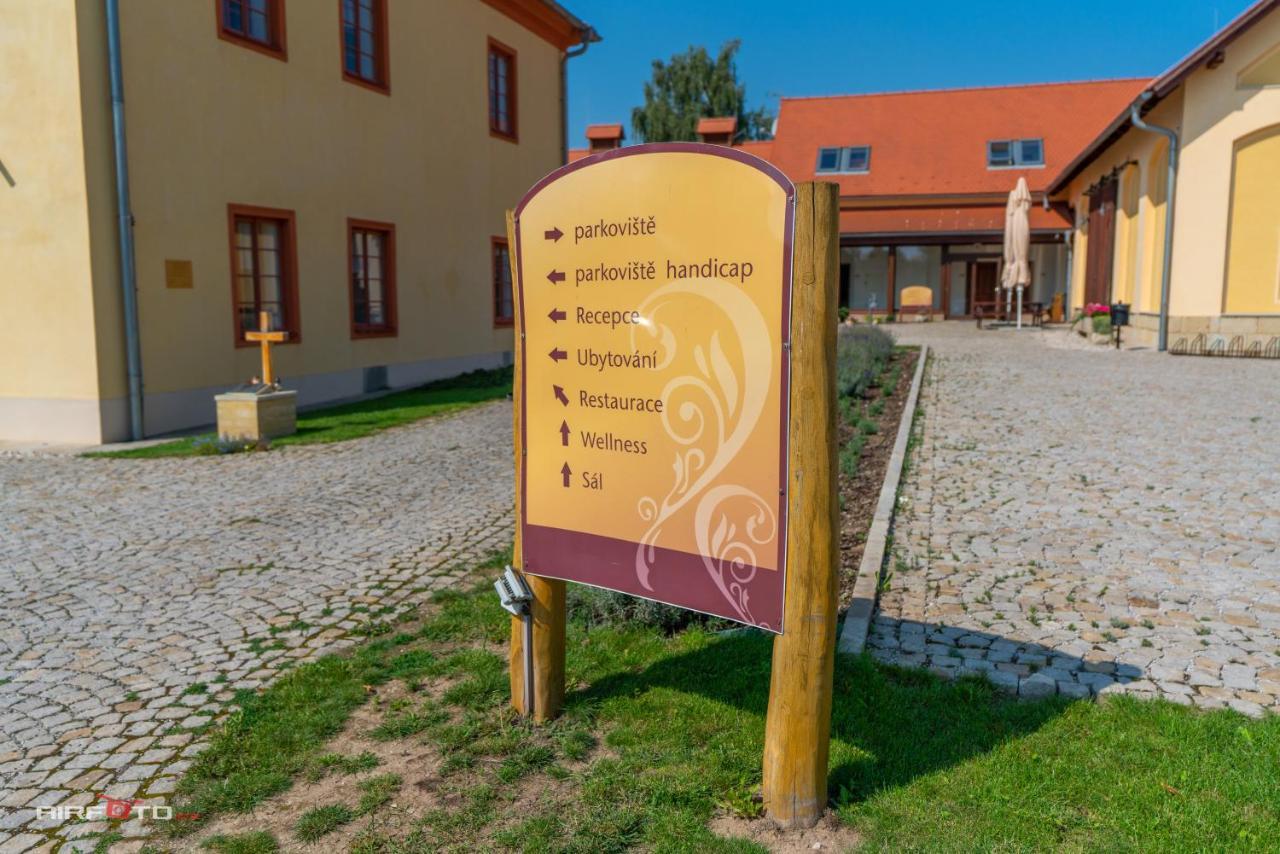 Penzion Na Fare Dubenec Exterior photo